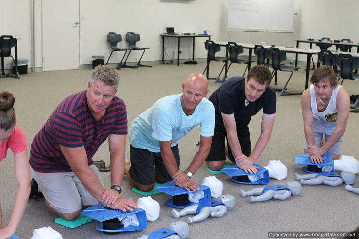 Give First Aid: Gold Coast