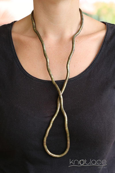 Knotlace