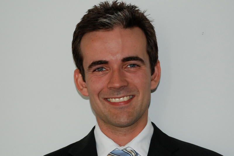Dr Jason Roth