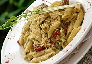 Toscani's: Victoria Point Lake Side