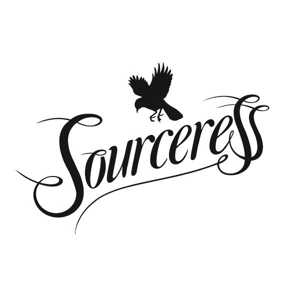Giant Clamshells by Sourceress logo