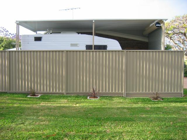 Accolade Fencing