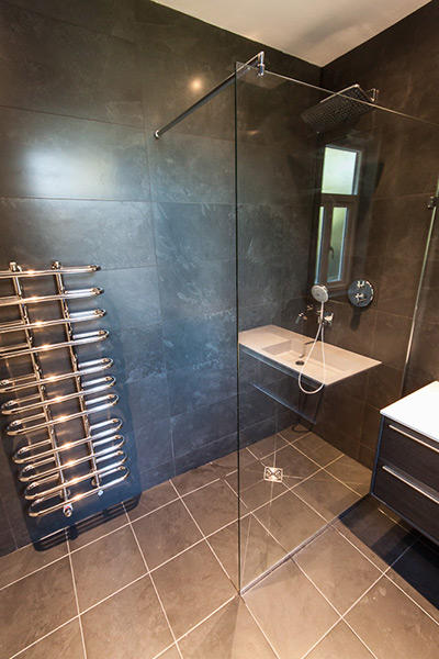 Aussie Electrical & Plumbing Pty Ltd