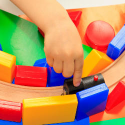 XYZ Early Learning Centre logo