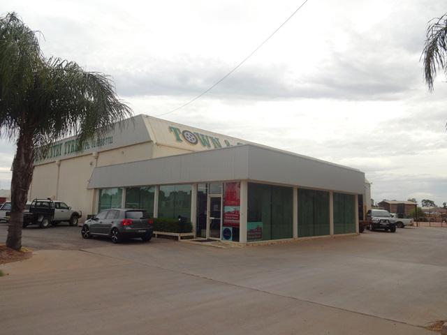 Town and Country Tyres: Leeton