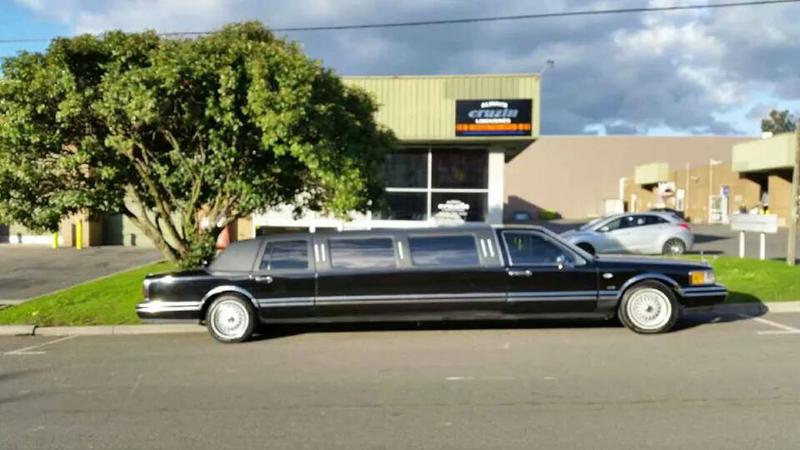 Always Cruzin Limousines