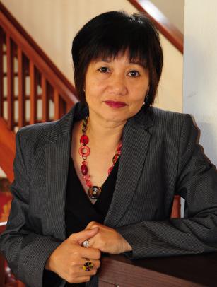 SanLing Chan: Solicitor Immigration