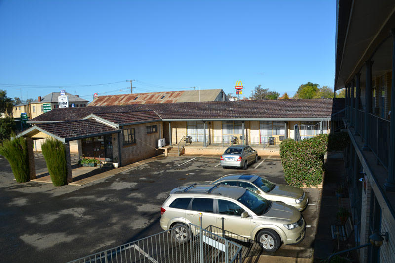 Adrian Motel