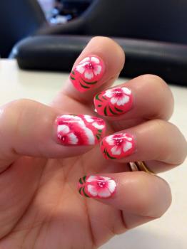 Glamourous Nails