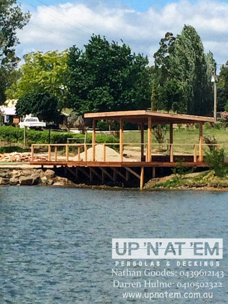 Up'n'at'em Pergolas and Deckings