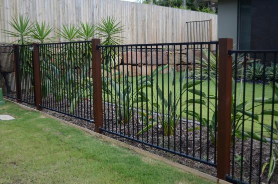Boss Fencing Contractors: Melbourne