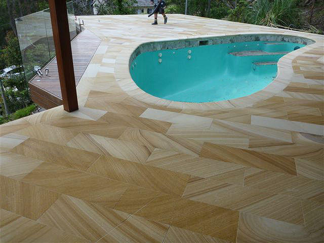 Traditional Stonework and Paving