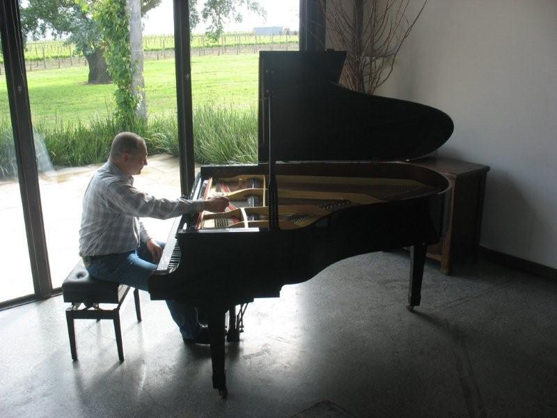 Piano Tuner Melbourne