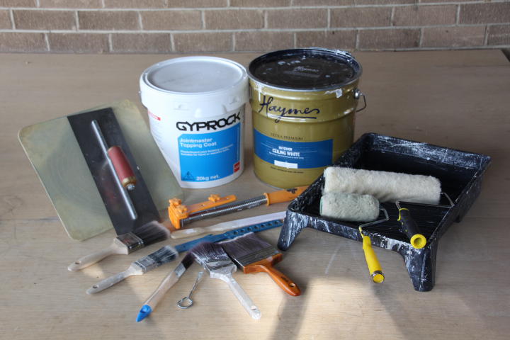 Frankston Painter & Plaster Repair Specialist