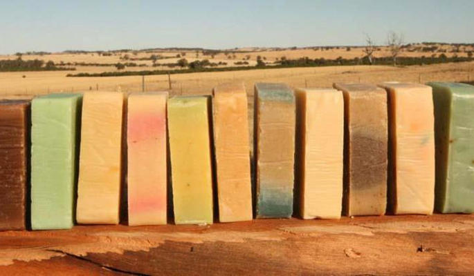 Country Belle Soaps: Jelcobine