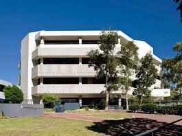 Regus: 267 St Georges Tce