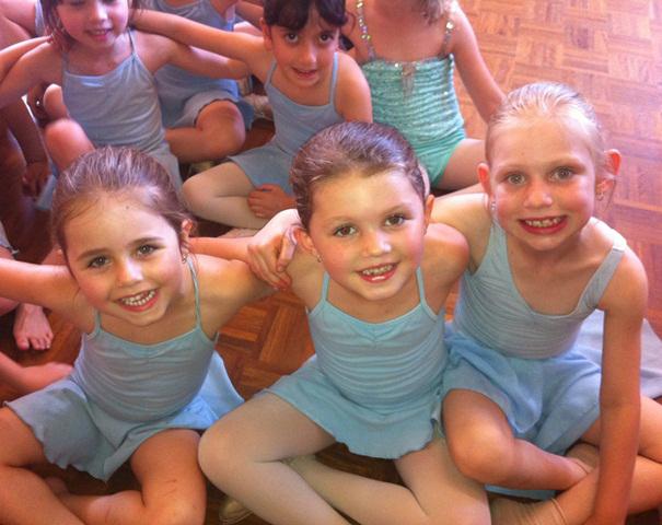 Jigsaw Dance Studio: Cnr Harrington Ave & Wrights Rd
