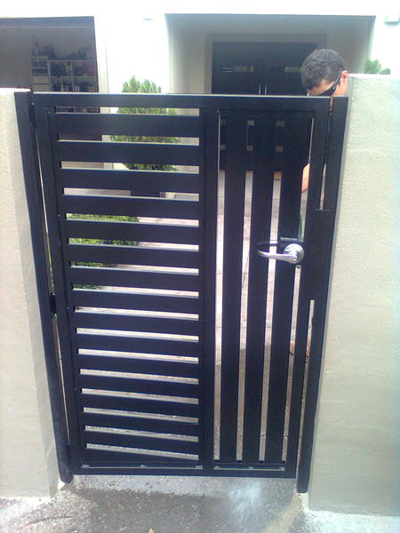 Upperclass Fencing and Security