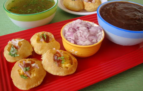Khatta Meetha Indian Restaurant: Reservoir