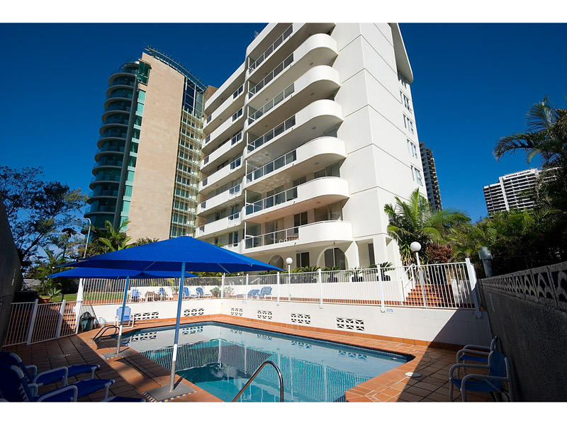Carlton Apartments