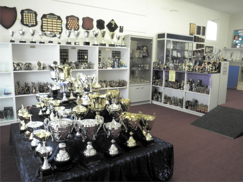 Triangle Trophy Centre: Warragul