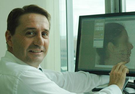 Dr Kerry Lester