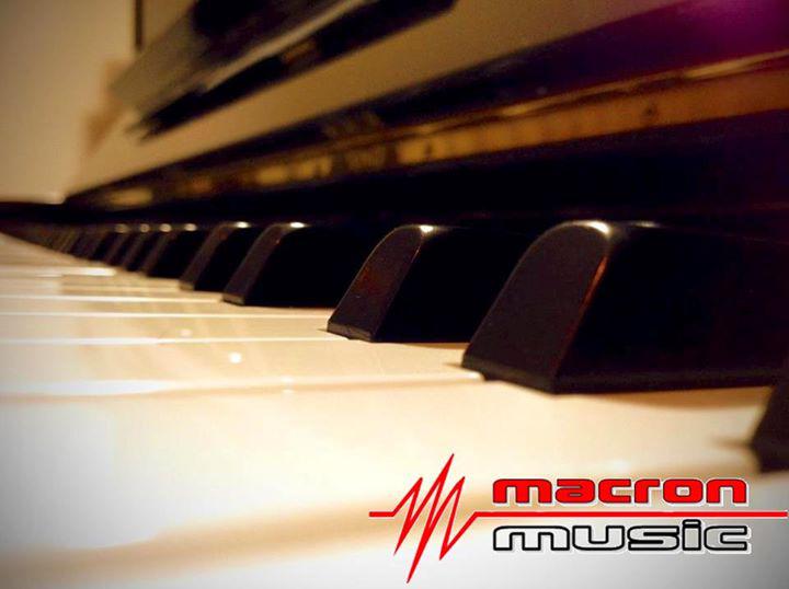 Macron Music: Tonkiss St