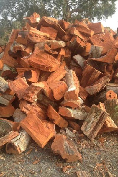 Leeding Firewood