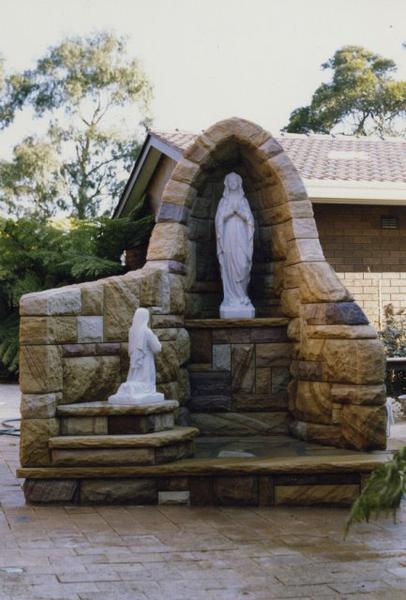 Stone Mason & Artist Pty Ltd: Little Hartley