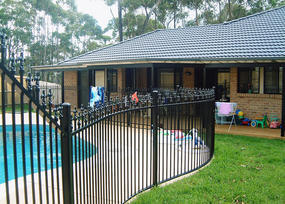 Fencing Manufacturers