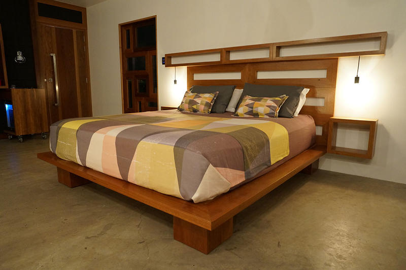 Jared Holmes Furniture By Design