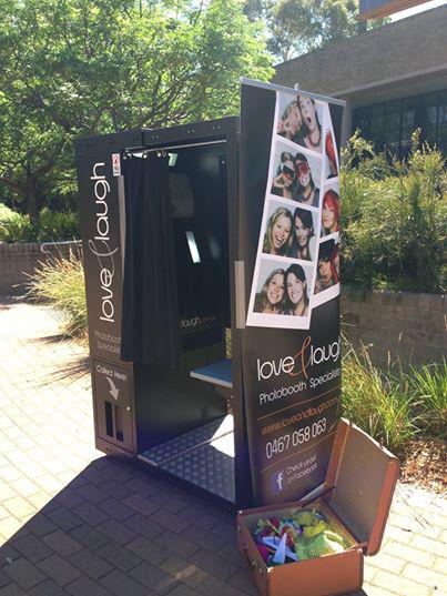 Love and Laugh Photobooths