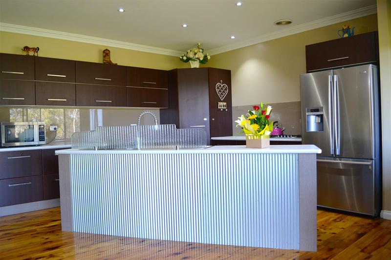 Smith & Sons Renovations & Extensions: New England North