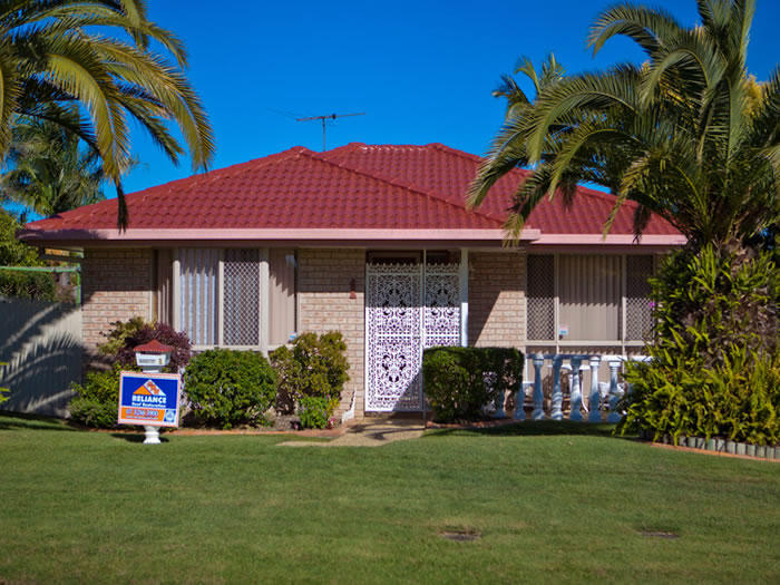 Reliance Roof Restoration: Ormiston