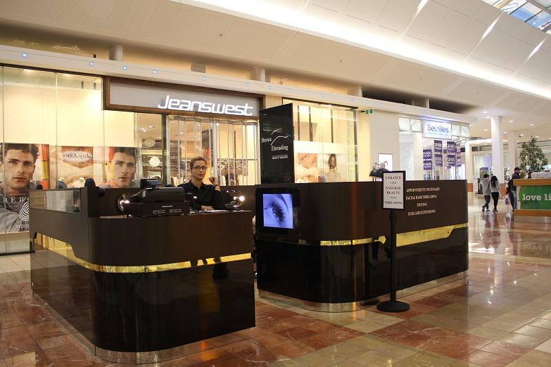 Brows Threading: Epping