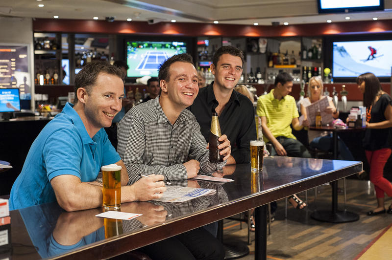 Grandstand Sports Bar