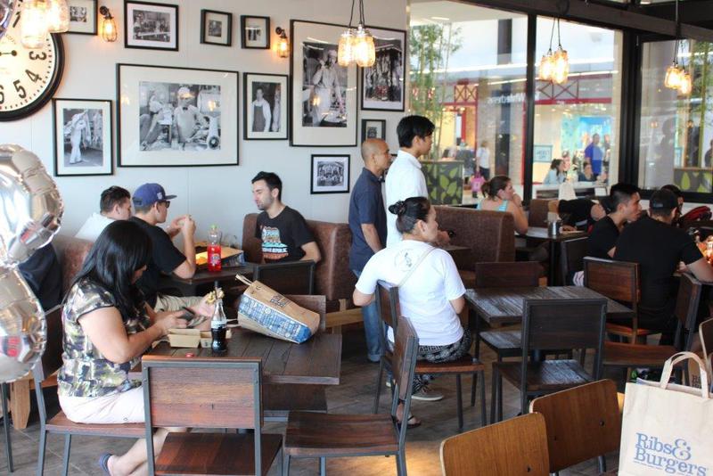 Ribs & Burgers: Stanhope Gardens