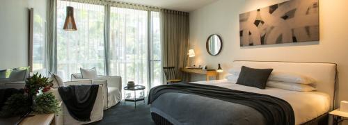 Bannisters Hotels