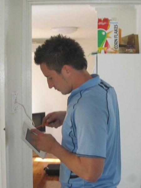247 Lock Alarm and Electrical: Maribyrnong