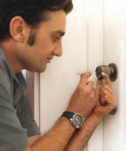 Mobile Locksmiths Brisbane: Chermside West