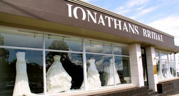 Jonathans Bridal