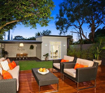 Ochre Painting: Wooloowin