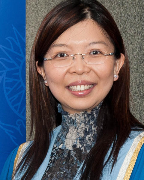 Dr Amy Tang
