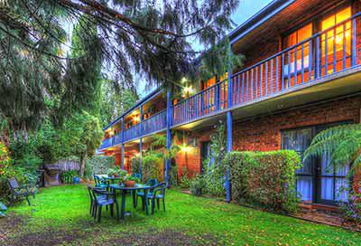 Armour Motor Inn