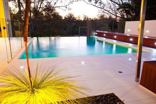 Brisbane Pools & Landscapes
