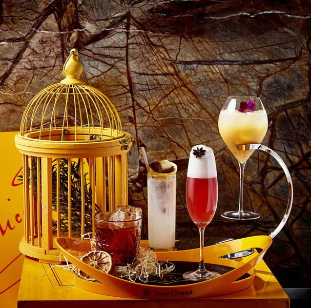 Zeta Bar