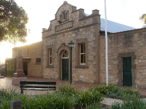 One Tree Hill Institute