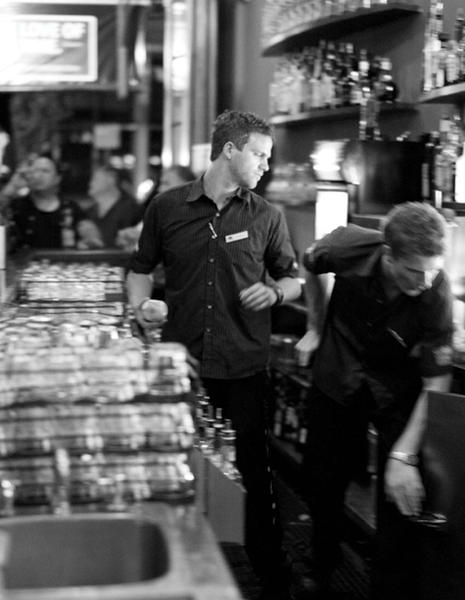Universal Bar