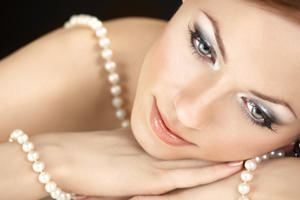 Julianne Bremner Hair & Makeup Team