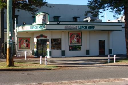 Mrs Mac's Takeaway Shop